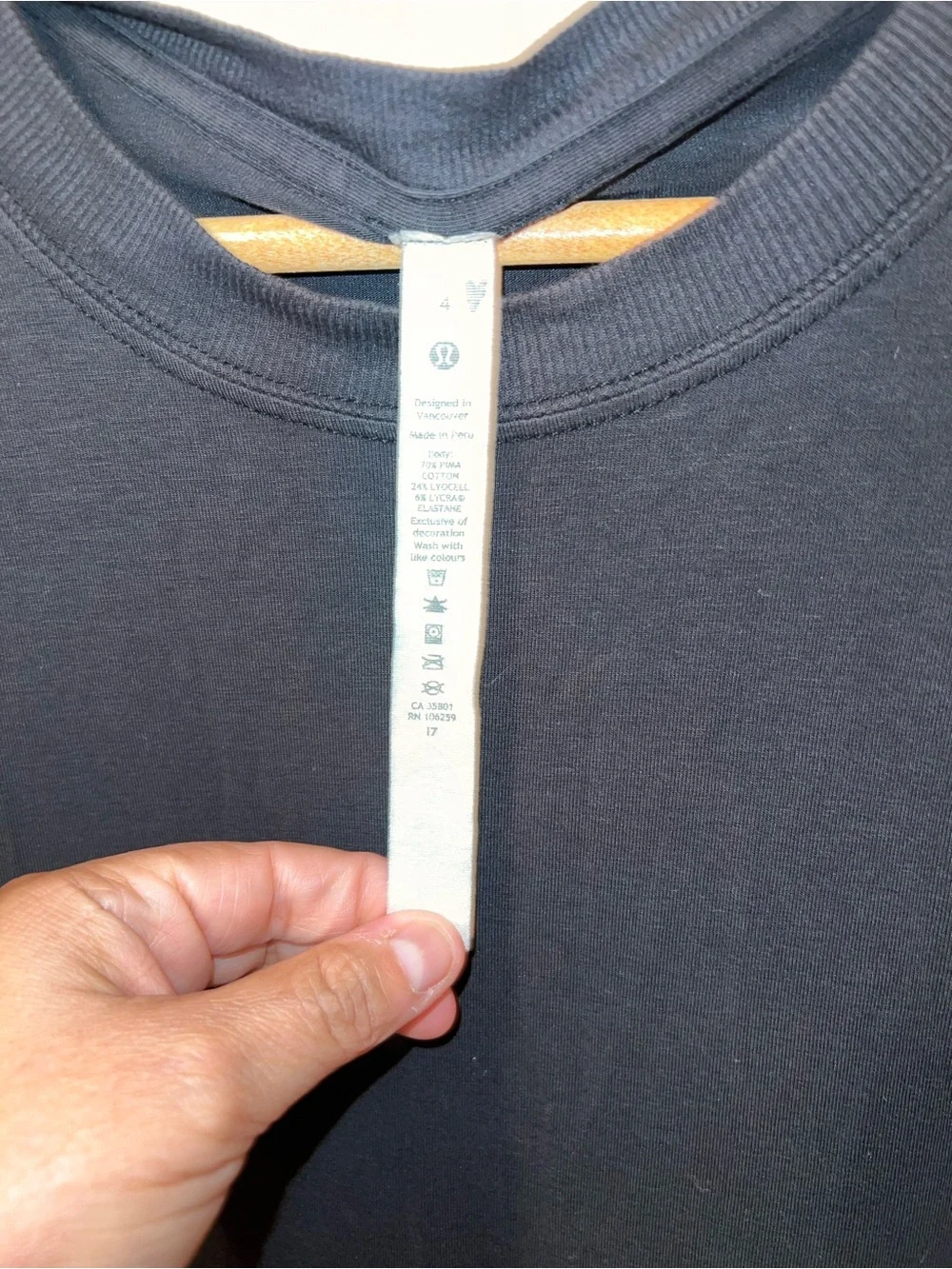 lululemon athletica lululemon black